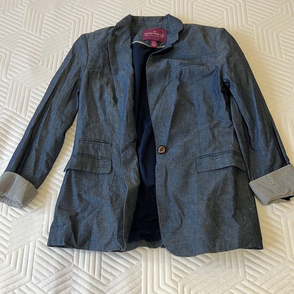NEW! Blazer with shoulder pads